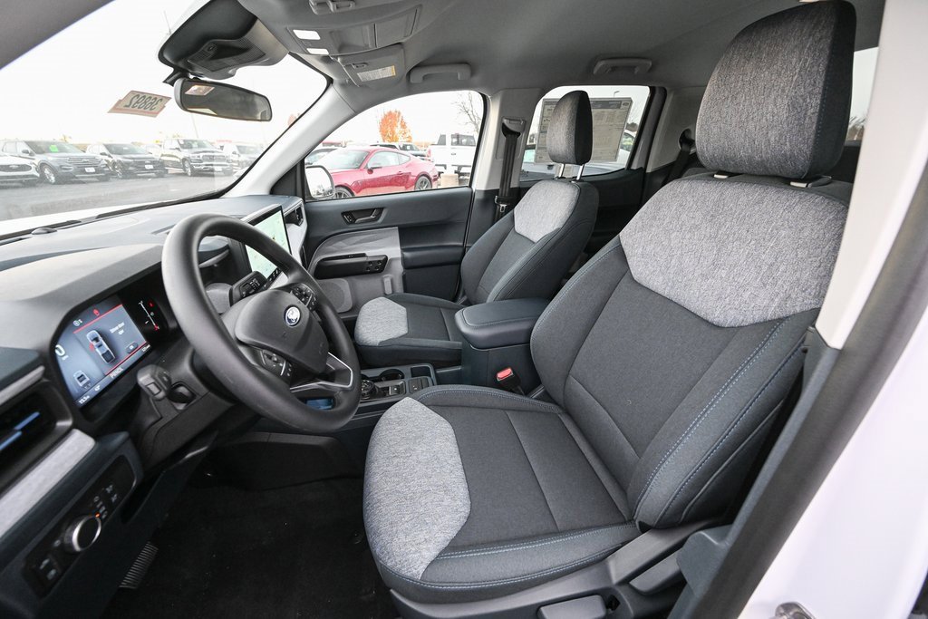 New 2025 Ford Maverick XLT image 15