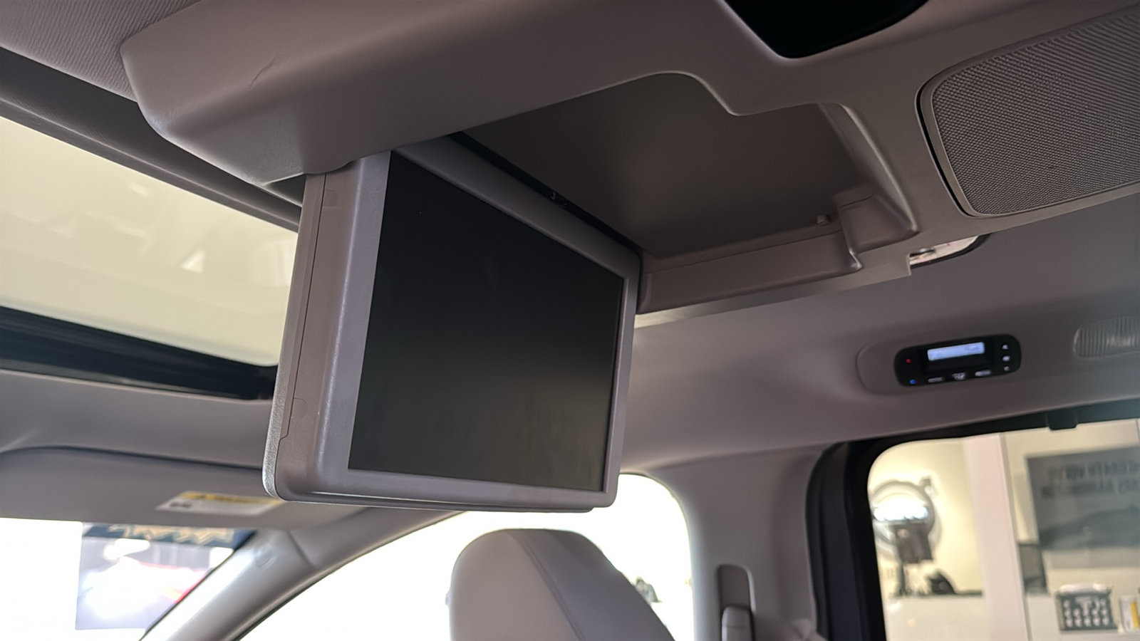 Used 2018 Honda Odyssey Elite image 30