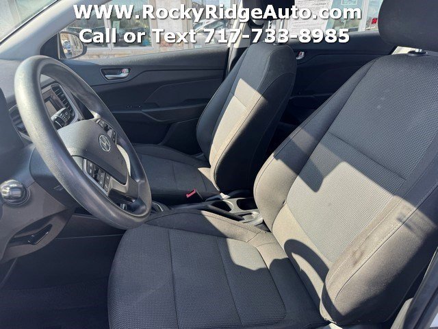 Used 2021 Hyundai Accent SE image 12