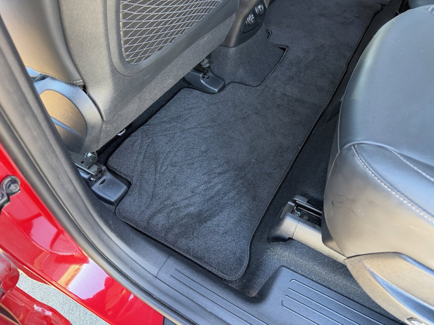 Used 2023 Kia Sorento EX image 23