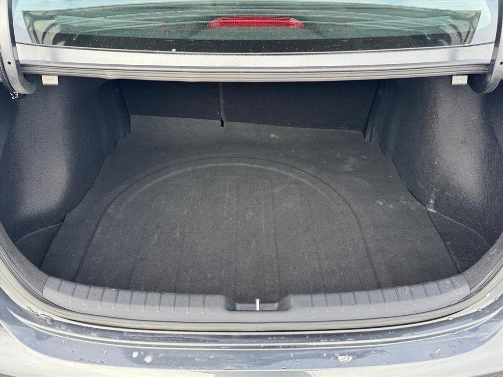 Used 2022 Kia Forte LXS image 7