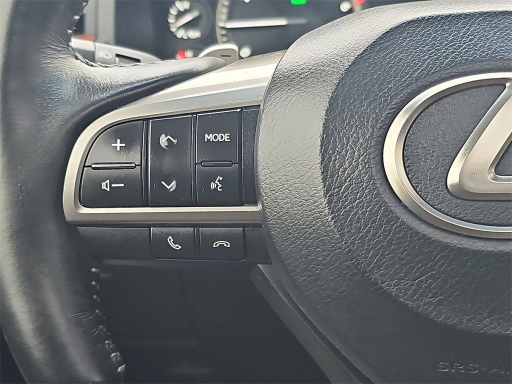 Used 2019 Lexus LX 570 4WD image 18