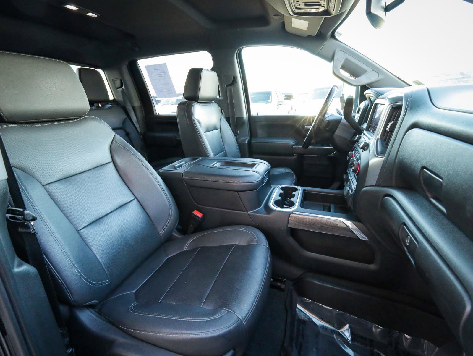 Used 2021 Chevrolet Silverado 3500 LTZ w/ LTZ Convenience Package image 23