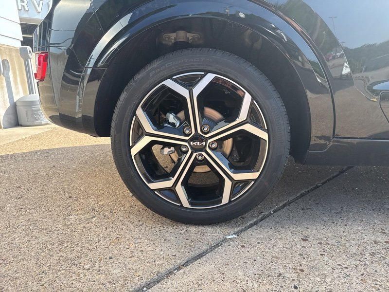 New 2025 Kia Niro EX Touring image 9