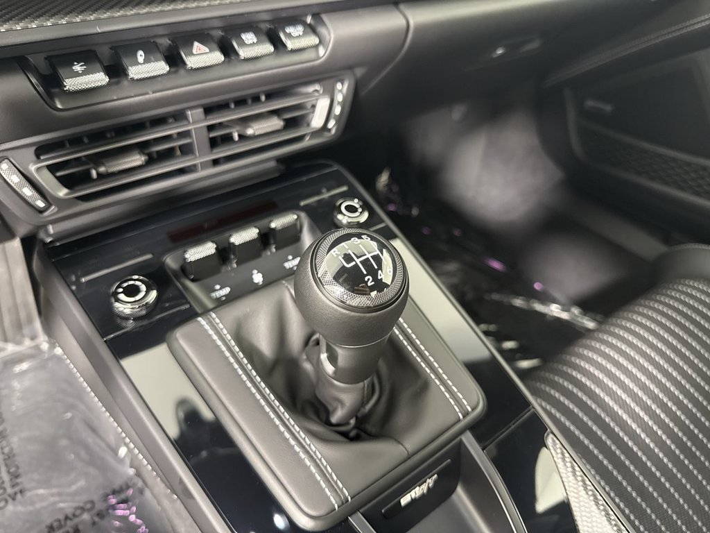 Certified 2024 Porsche 911 GT3 RS RWD image 28