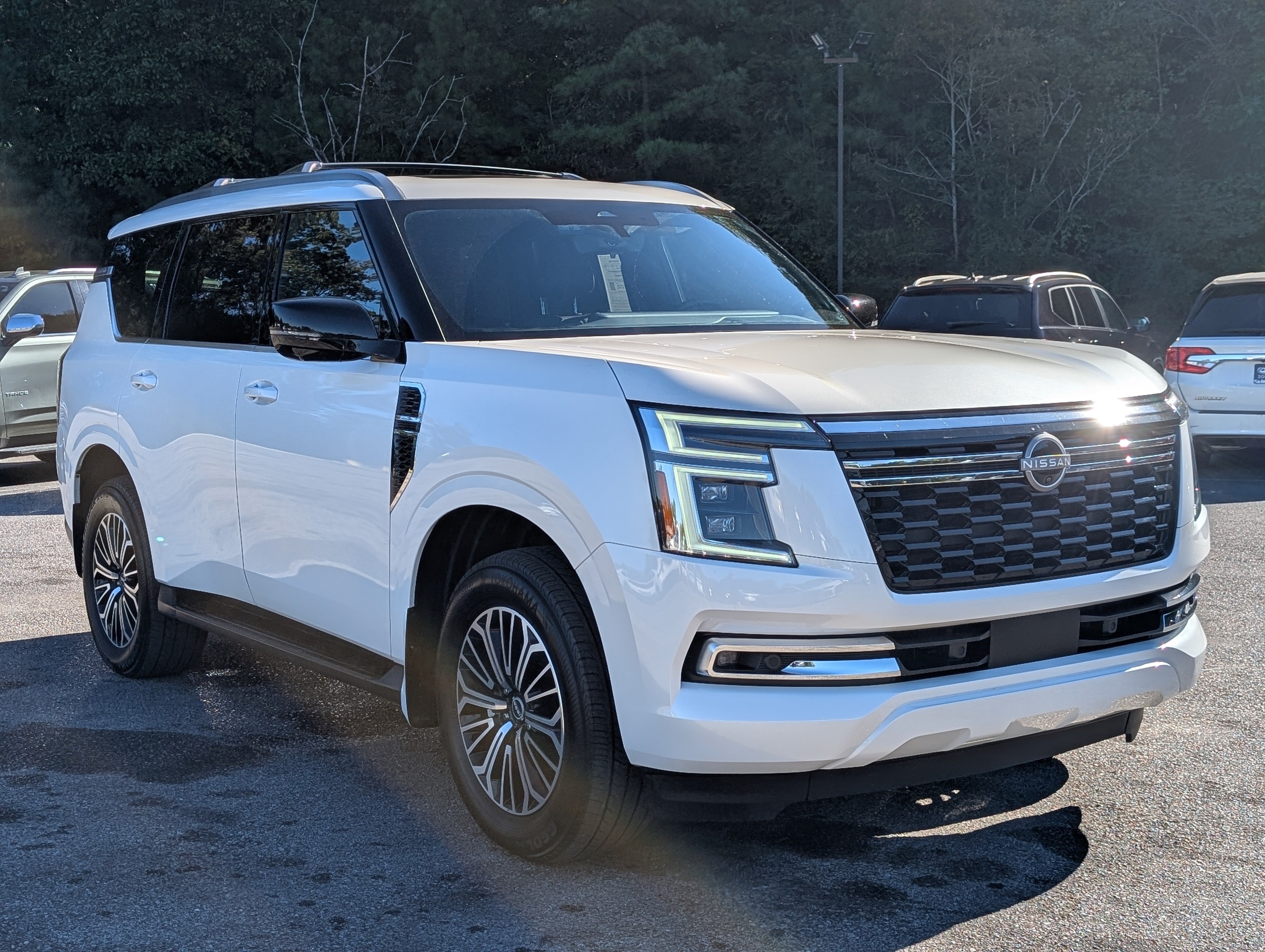 Used 2026 Nissan Armada Platinum RWD image 11