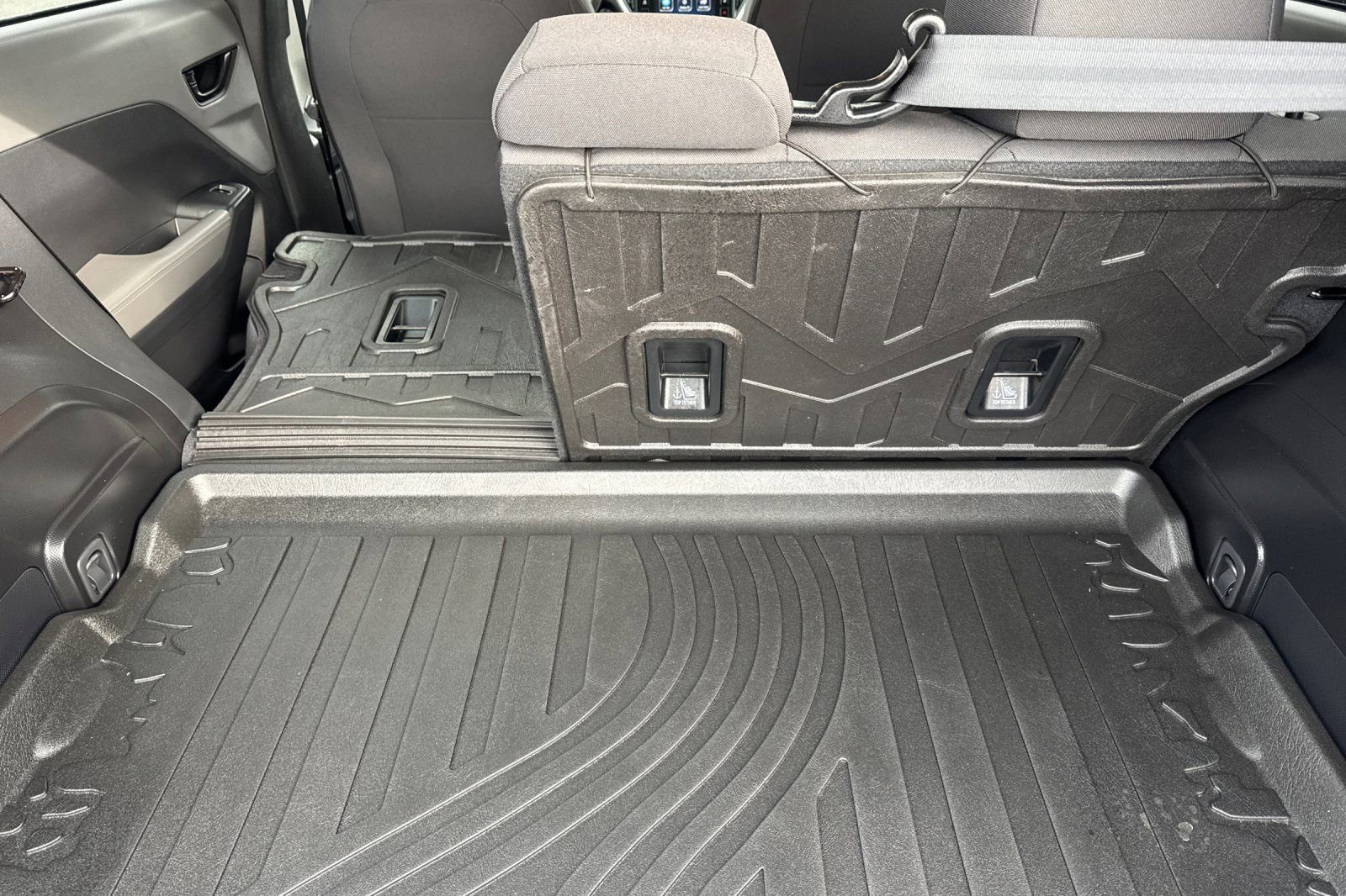 Used 2025 Subaru Crosstrek 2.0i Premium image 18