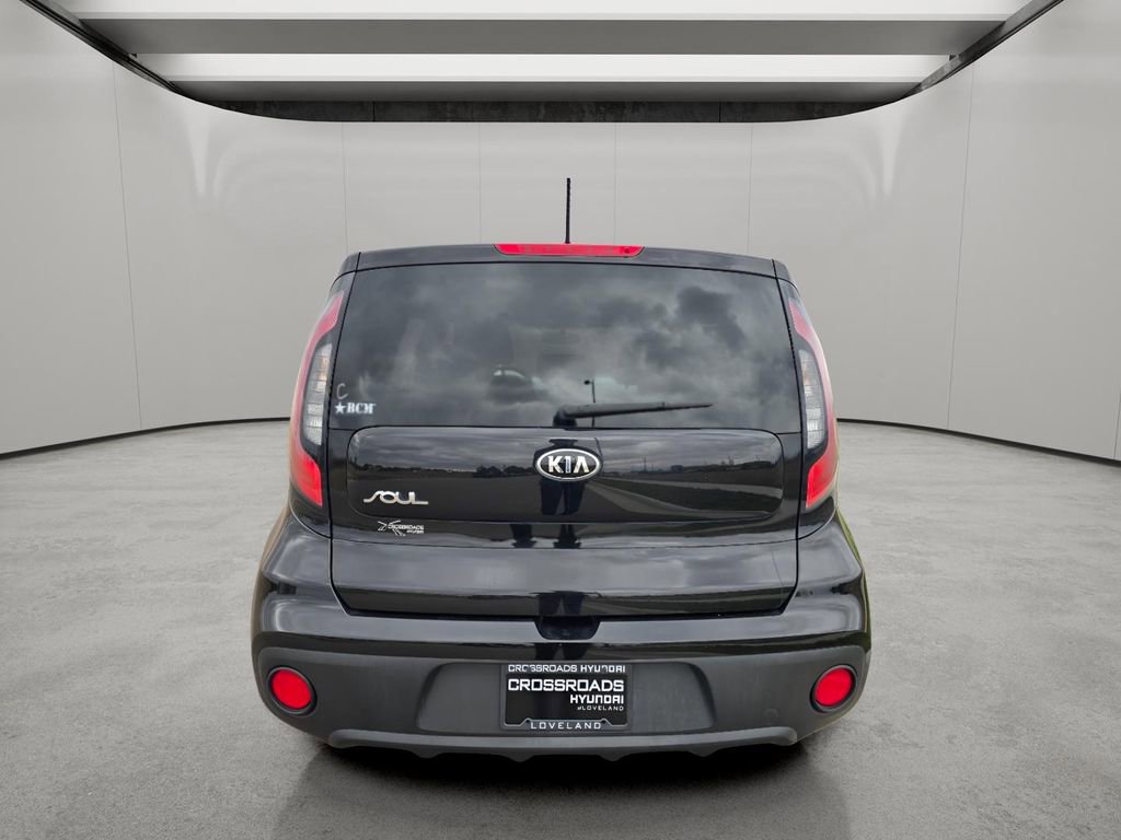 Used 2018 Kia Soul FWD image 4