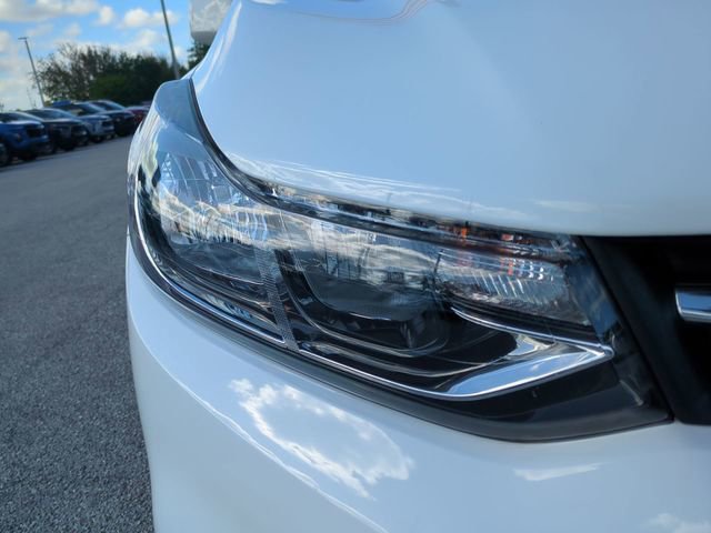 Certified 2022 Chevrolet Trax LS w/ Tint and Cruise Package image 9