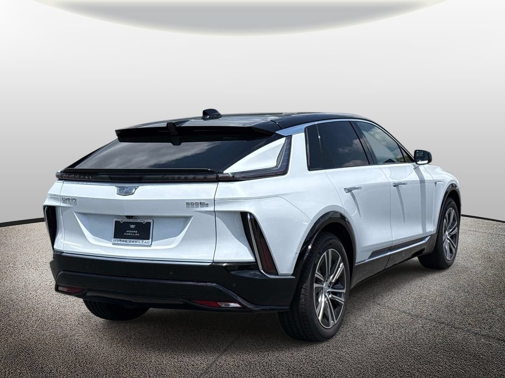 New 2026 Cadillac Lyriq Luxury w/ LPO, Floor Liner Package AWD/4WD image 2