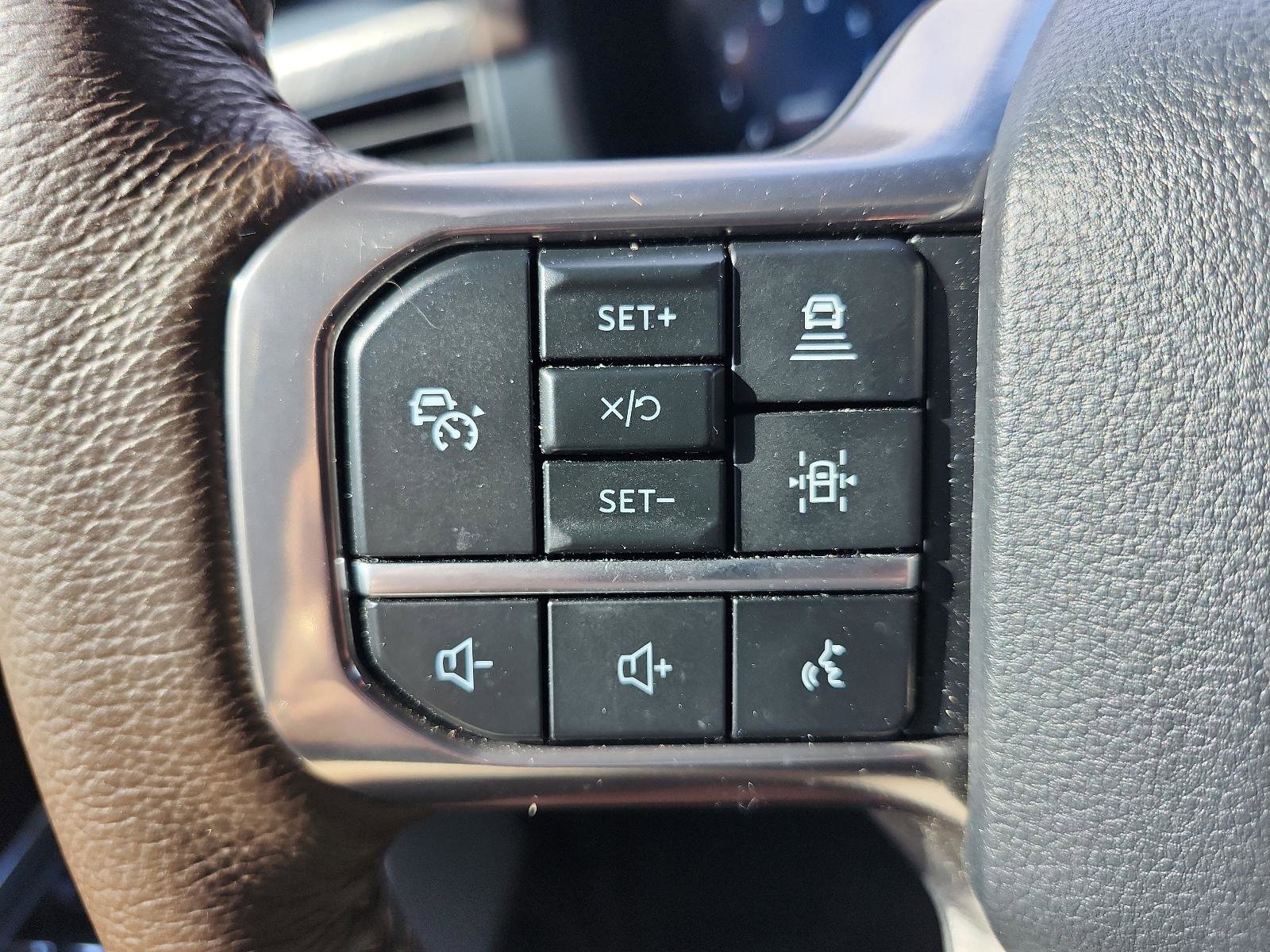 Used 2025 Ford F150 King Ranch w/ FX4 Off-Road Package image 30