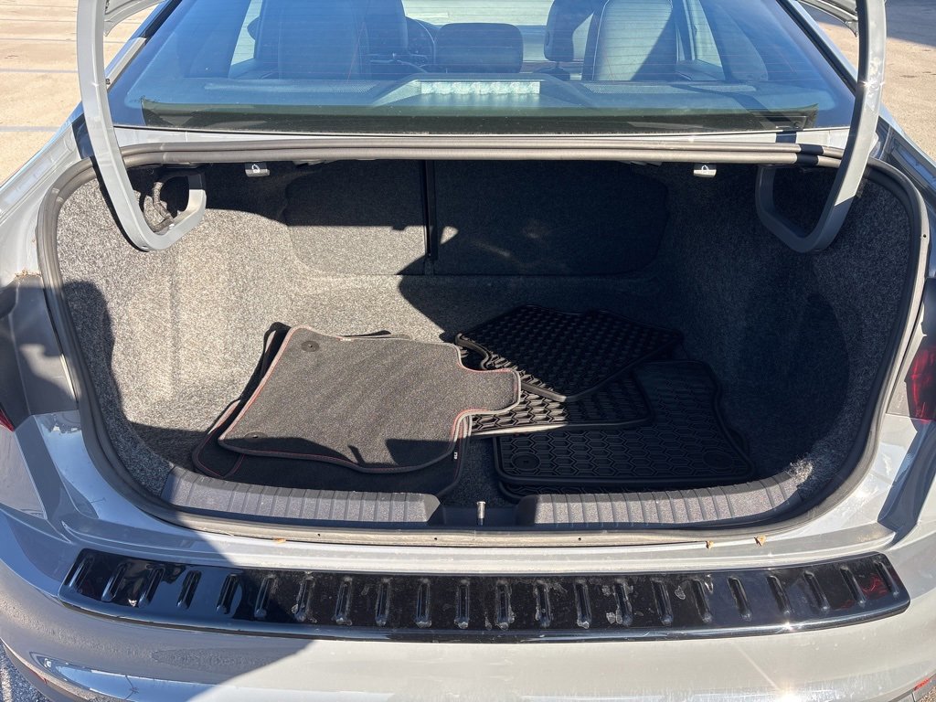 Used 2024 Volkswagen Jetta GLI Autobahn image 26