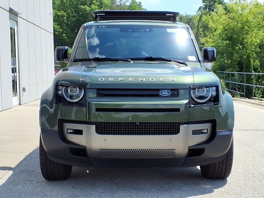 New 2026 Land Rover Defender 110 S AWD/4WD image 2