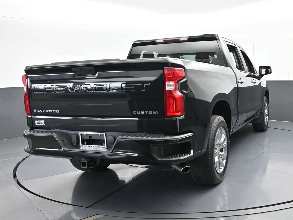 Used 2020 Chevrolet Silverado 1500 Custom w/ Custom Value Package image 5