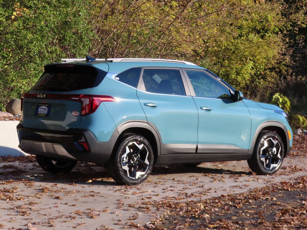 New 2026 Kia Seltos EX image 3