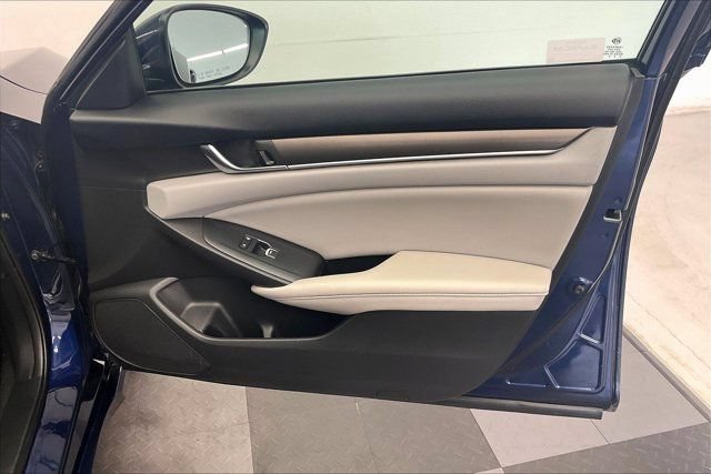Used 2019 Honda Accord LX image 27