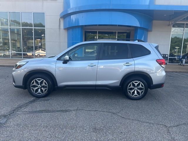Used 2019 Subaru Forester Premium w/ All-Weather Package image 5