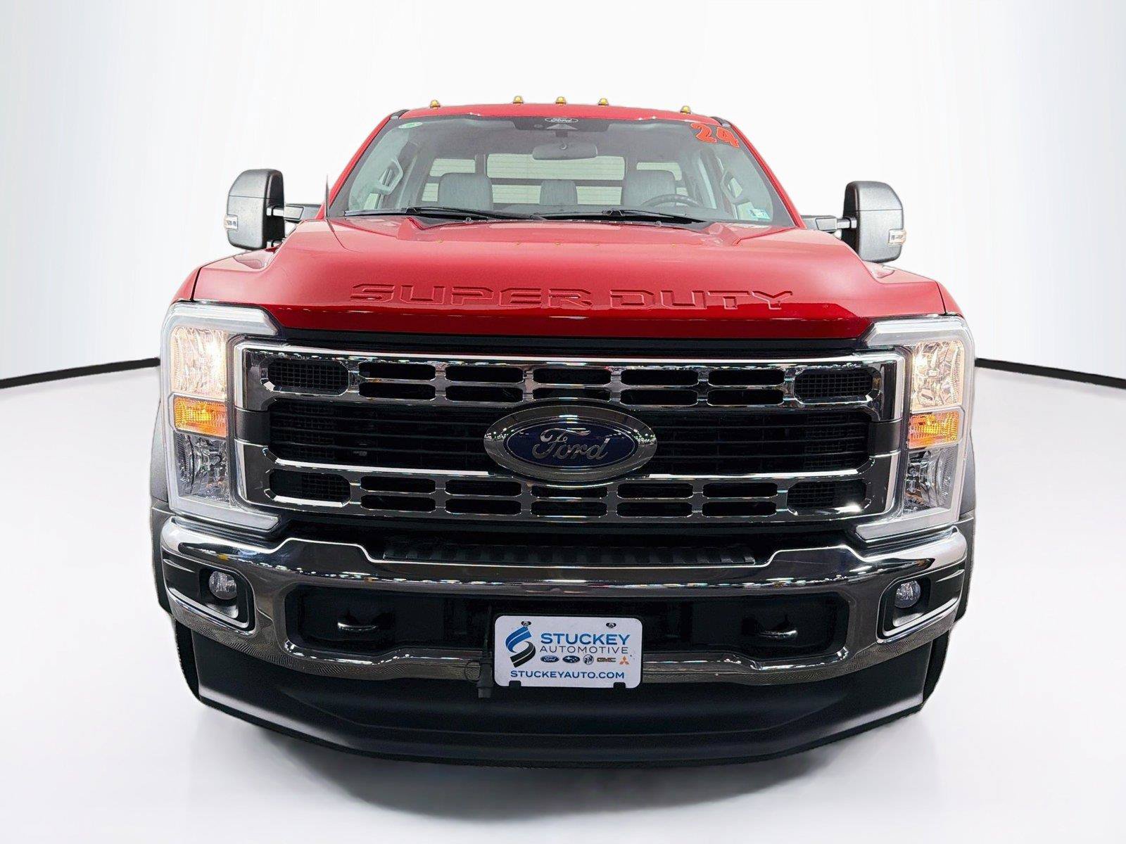 Used 2024 Ford F550 4x4 Regular Cab Super Duty w/ XLT Value Package image 6