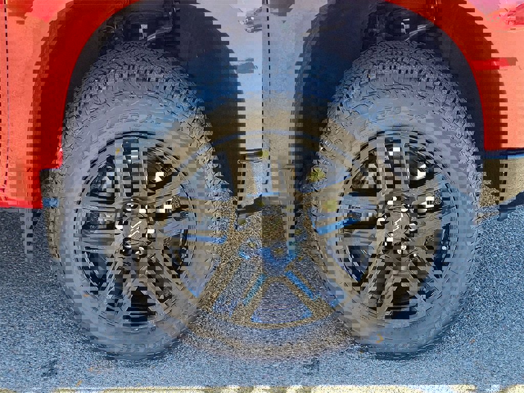 Certified 2024 Chevrolet Silverado 1500 Custom Trail Boss w/ Turbomax Blackout Package image 19