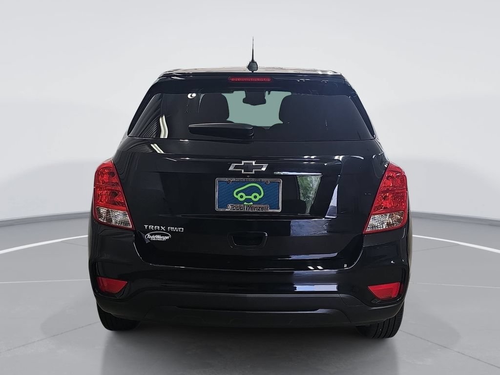 Used 2020 Chevrolet Trax LS w/ Tint and Cruise Package AWD/4WD image 5