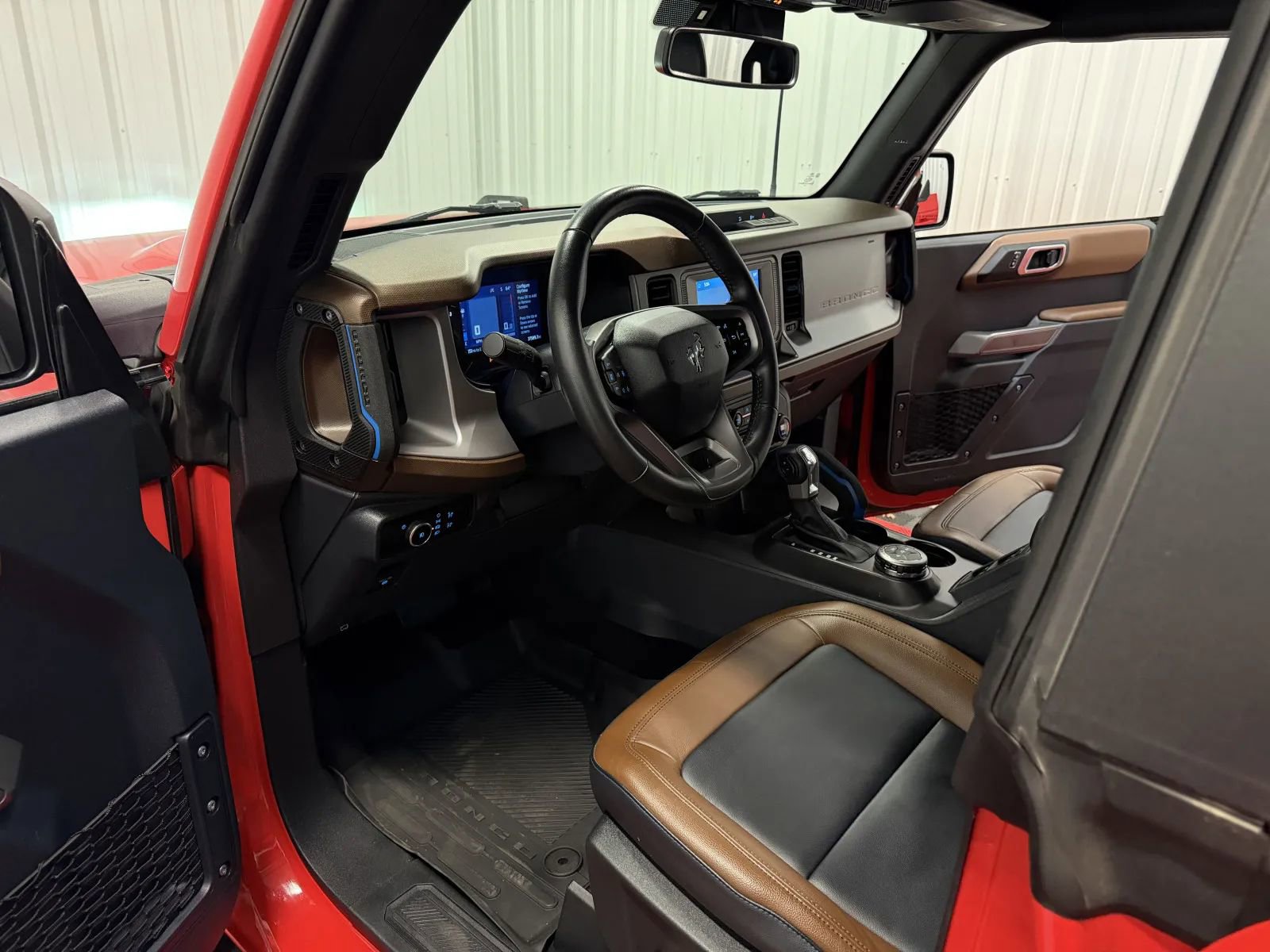 Used 2023 Ford Bronco Outer Banks AWD/4WD image 44