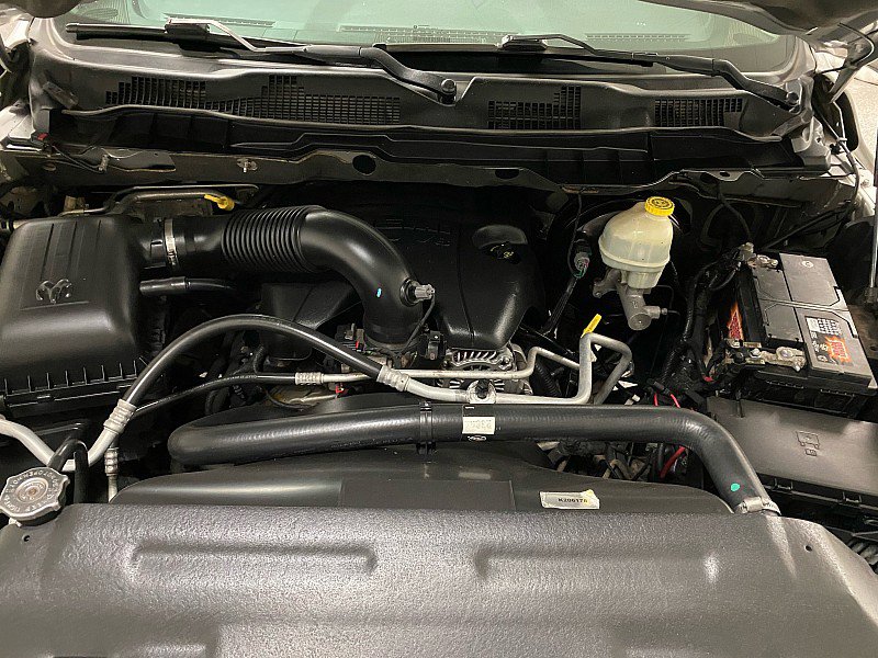 Used 2013 RAM 1500 Classic SLT w/ Premium Display Pkg image 15