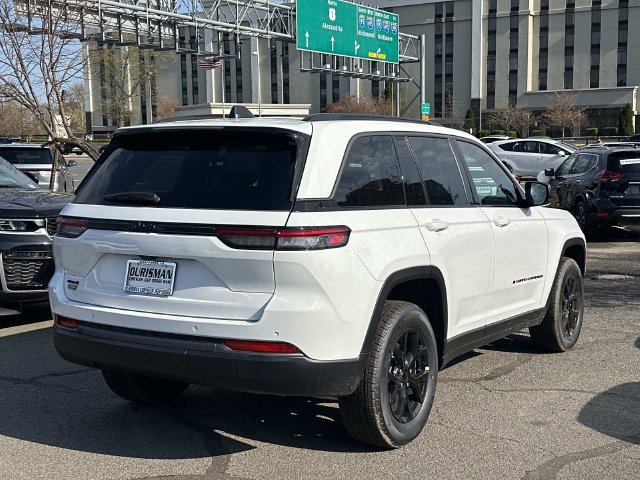 New 2026 Jeep Grand Cherokee Altitude AWD/4WD image 2