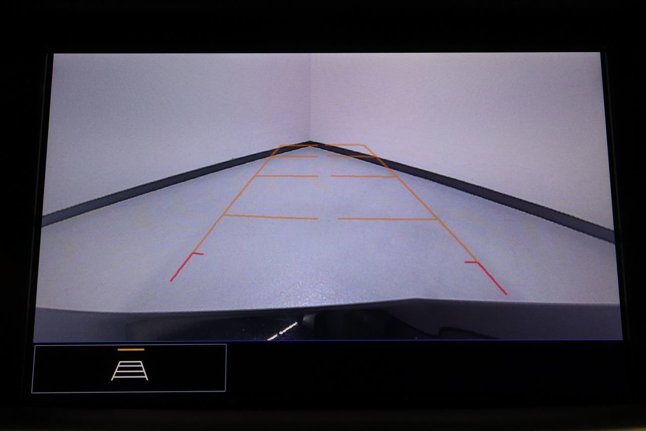 Certified 2025 Cadillac XT5 Premium Luxury image 14