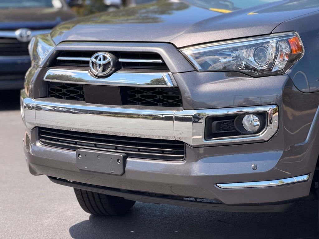 Used 2020 Toyota 4Runner Limited AWD/4WD image 9
