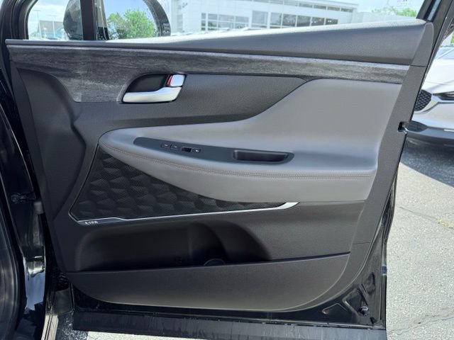 Used 2019 Hyundai Santa Fe Limited w/ Cargo Package AWD/4WD image 18