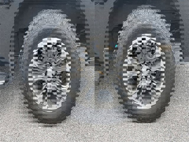 Certified 2024 Chevrolet Silverado 1500 High Country w/ Technology Package image 34