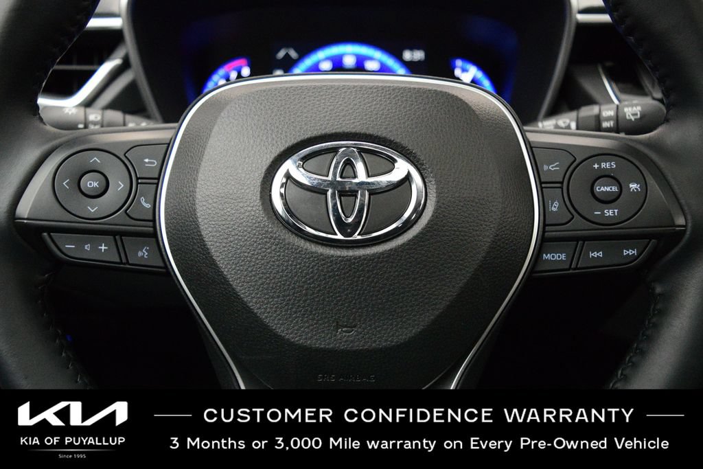Used 2022 Toyota Corolla Cross XLE w/ Convenience Package AWD/4WD image 26