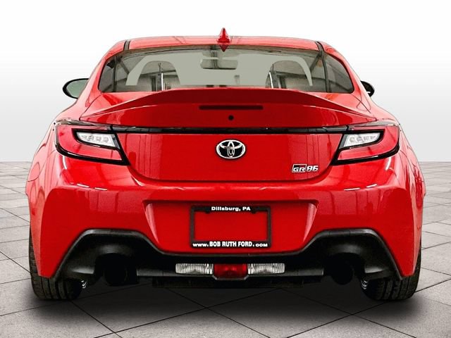 Used 2023 Toyota GR86 Premium w/ ALL Weather Mat Package (TMS) RWD image 4