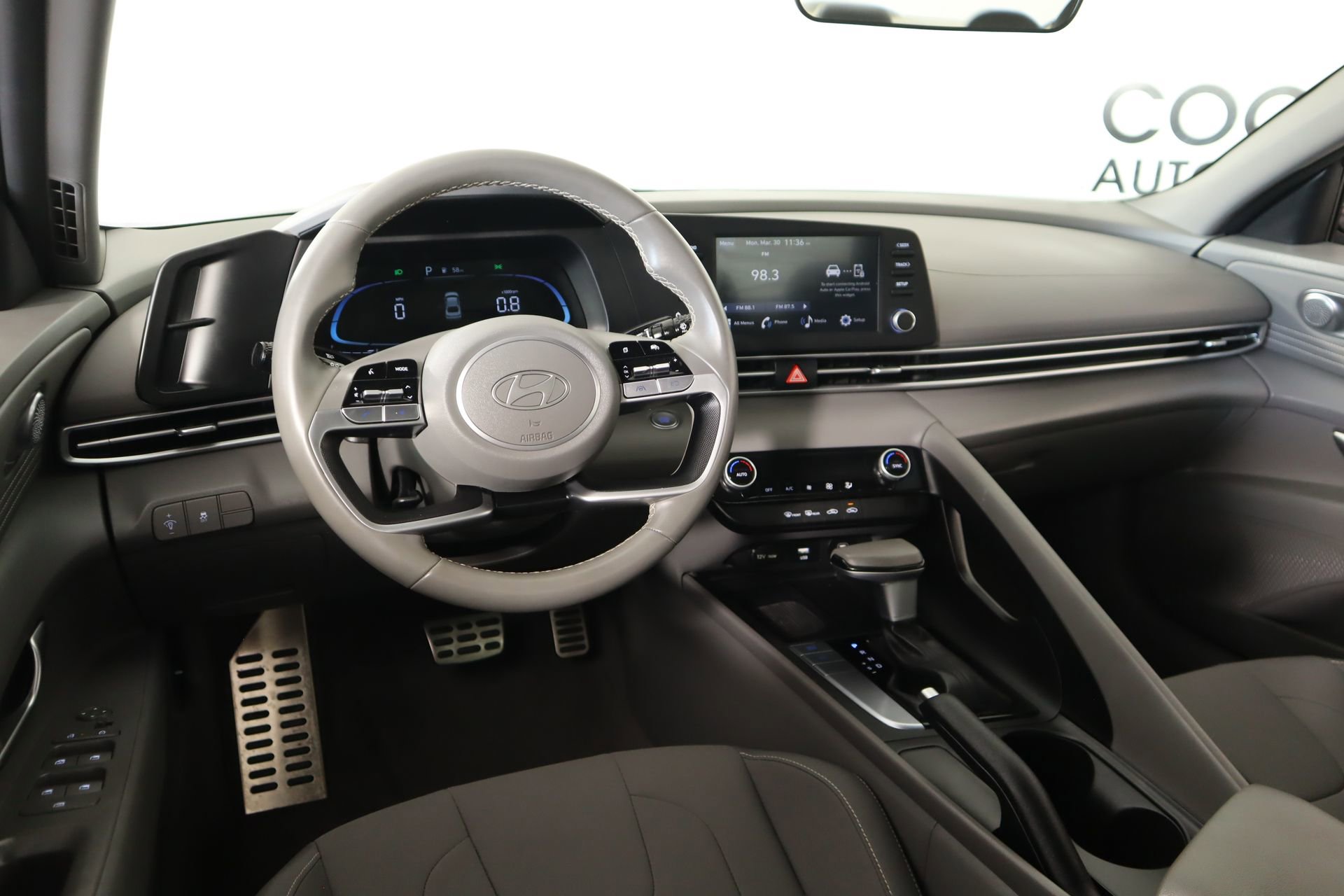 Certified 2025 Hyundai Elantra Sport image 2