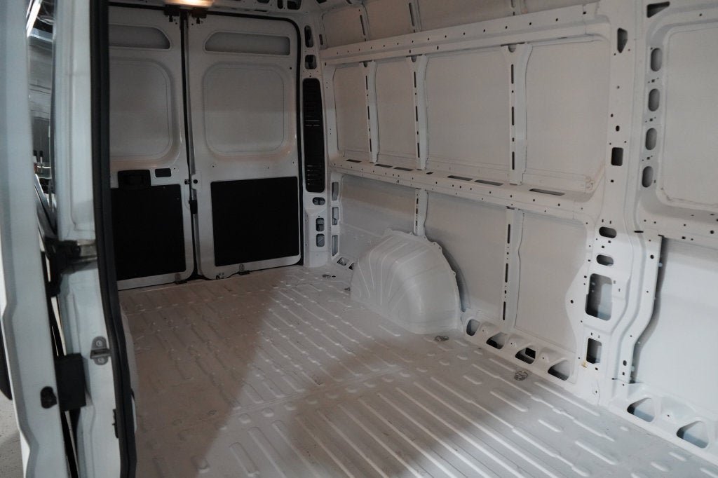 Used 2025 RAM ProMaster 3500 w/ Safety Group FWD image 21