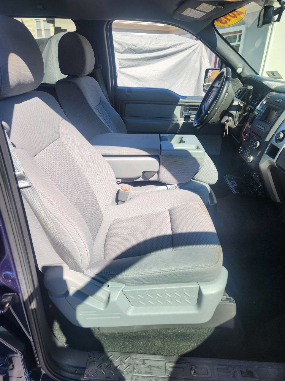 Used 2013 Ford F150 XLT w/ Luxury Equipment Group AWD/4WD image 11