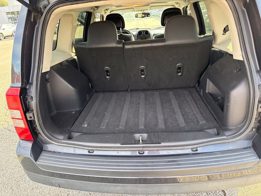 Used 2015 Jeep Patriot High Altitude AWD/4WD image 21