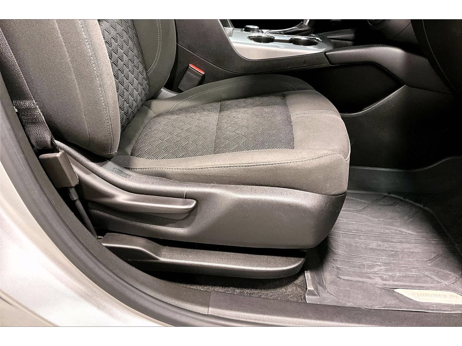 Used 2019 Chevrolet Blazer LT AWD/4WD image 46