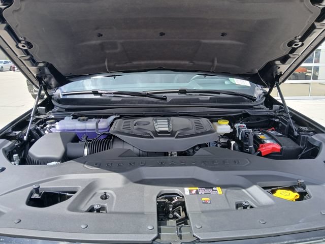 New 2026 Jeep Grand Wagoneer Limited AWD/4WD image 36