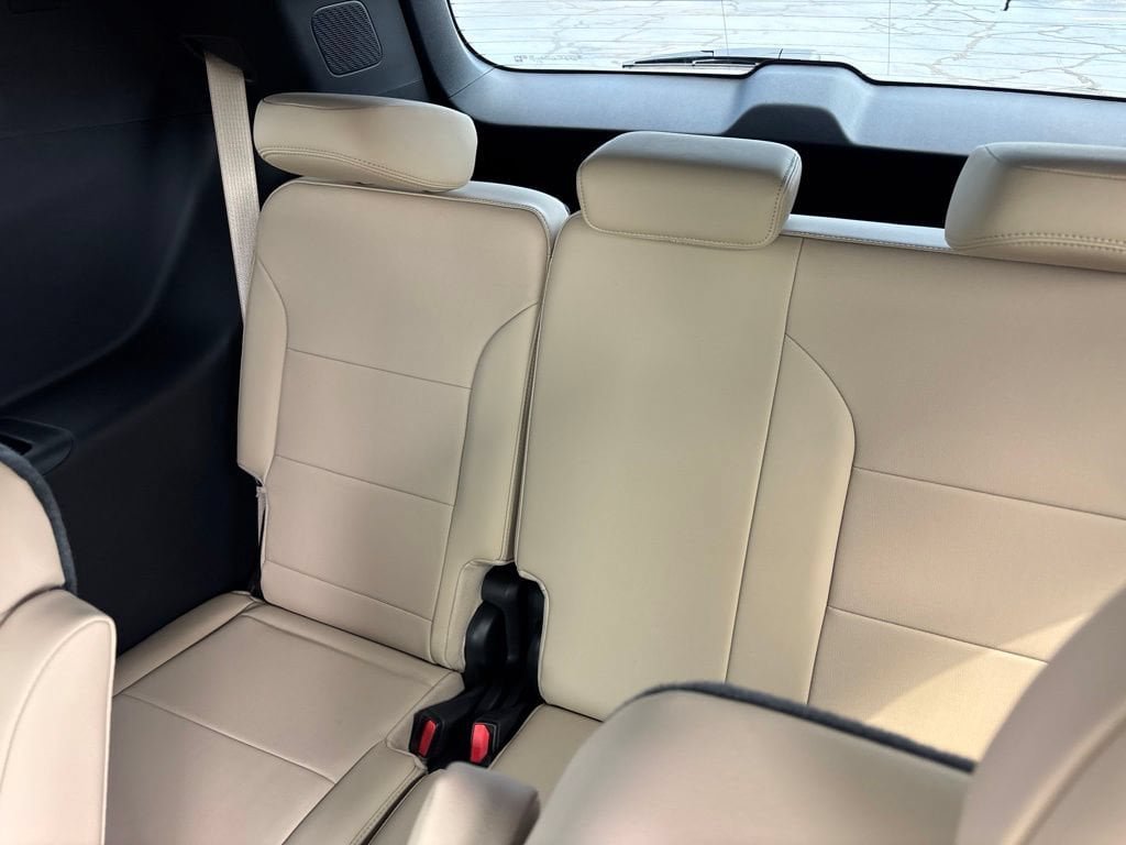 New 2026 Buick Enclave Preferred FWD image 11
