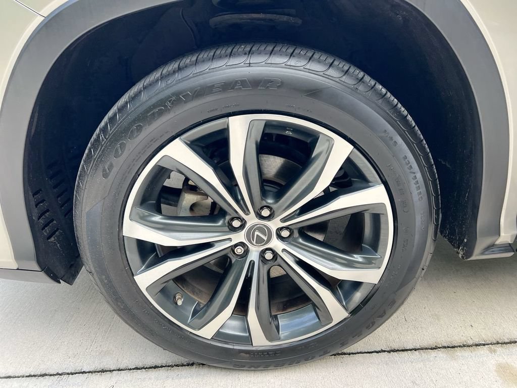 Certified 2022 Lexus RX 350 FWD w/ Premium Package image 9