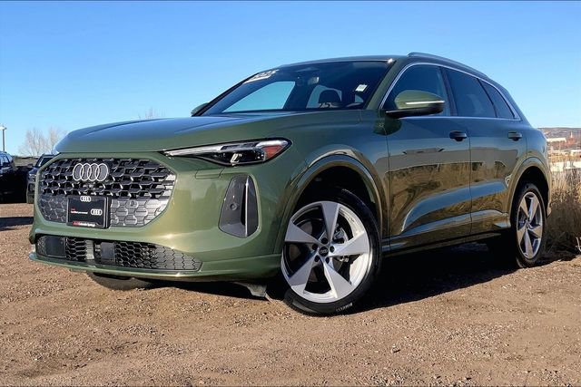 Certified 2025 Audi Q5 Premium Plus w/ Premium Plus image 1