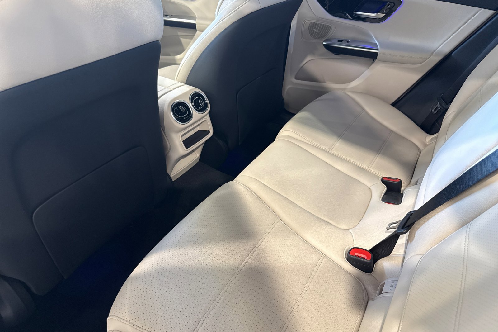 New 2026 Mercedes-Benz GLC 300 image 12