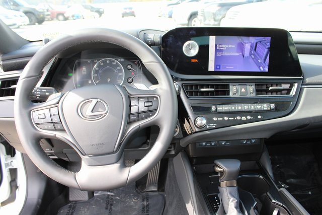 Certified 2024 Lexus ES 300h w/ Premium Package image 14