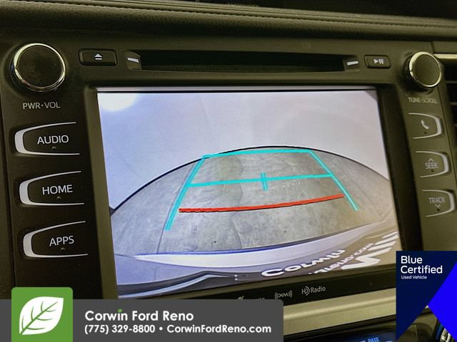 Used 2018 Toyota Highlander Plus w/ Preferred Accessory Package AWD/4WD image 17