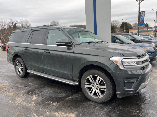 Certified 2023 Ford Expedition Max XLT image 2