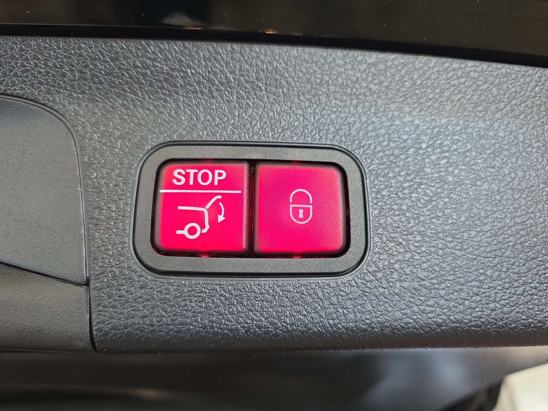 Certified 2024 Mercedes-Benz GLS 450 4MATIC image 13