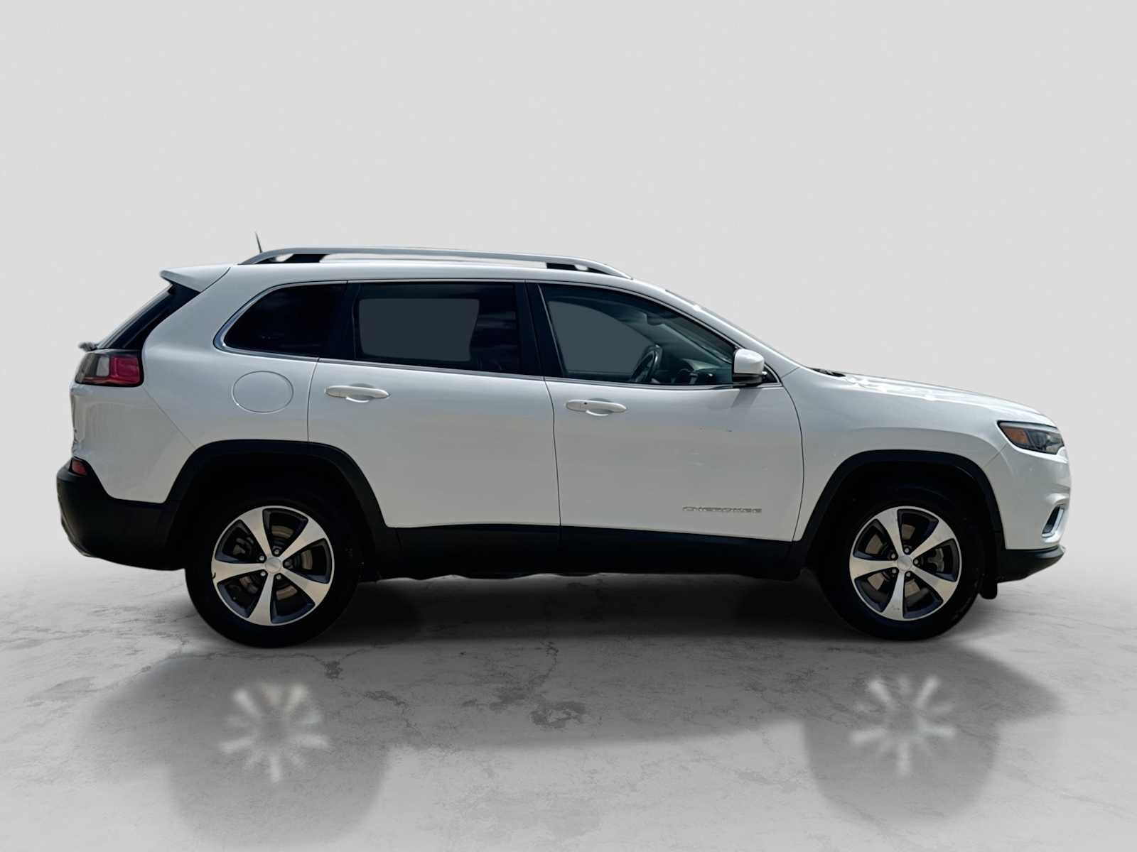 Used 2020 Jeep Cherokee Limited AWD/4WD image 7