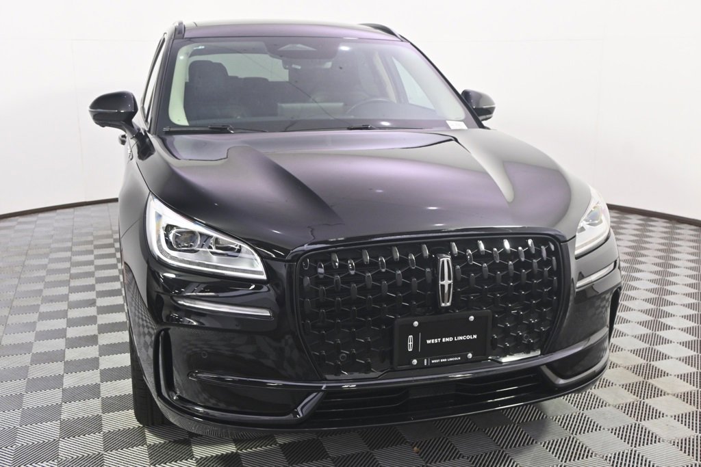 New 2025 Lincoln Corsair Reserve w/ Jet Appearance Package image 9