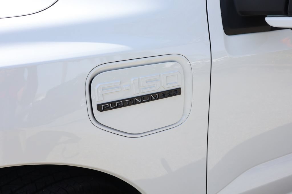Used 2022 Ford F150 Lightning Platinum AWD/4WD image 56